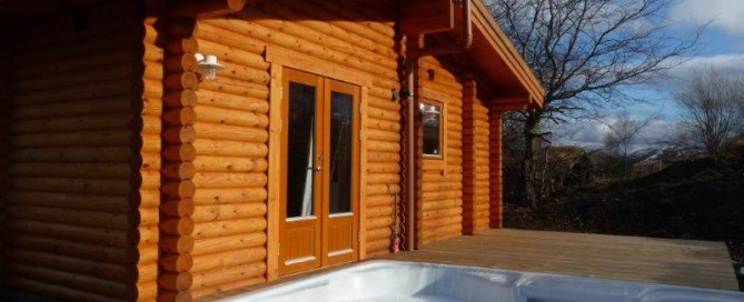 Scotsview Log Cabin Hot Tub