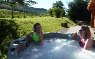 Dalhuddal Log Cabin Hot Tub